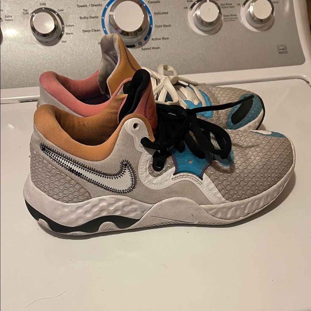Nike Multicolor Sneakers with Gray and Blue